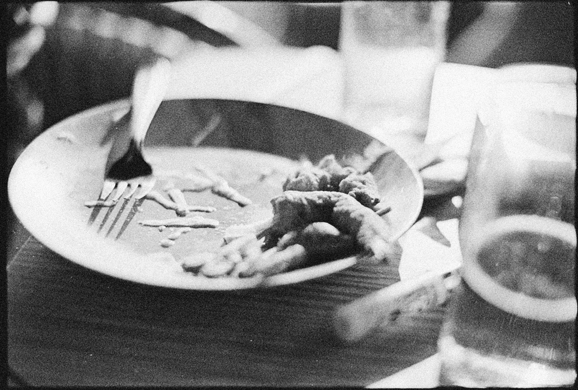It wants to eat me. Советская диета. Лечебное питание СССР. 1940s meal.